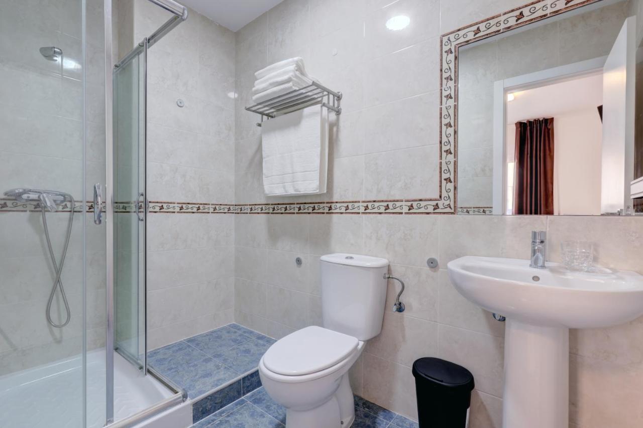 Hostal 37 إِستيبونا المظهر الخارجي الصورة