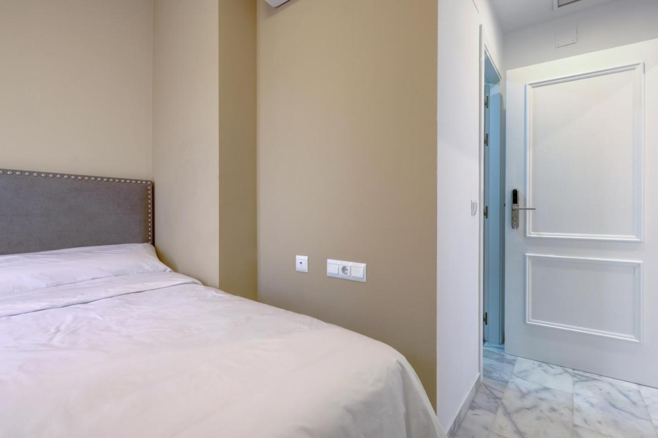 Hostal 37 إِستيبونا المظهر الخارجي الصورة