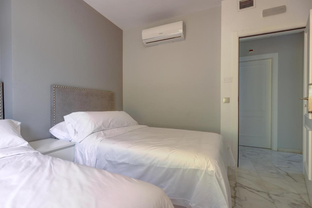 Hostal 37 إِستيبونا المظهر الخارجي الصورة