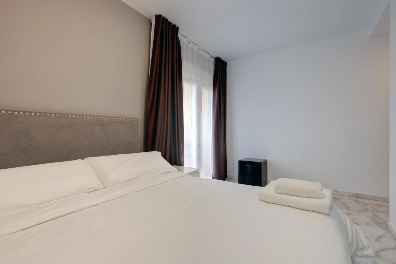 Hostal 37 إِستيبونا المظهر الخارجي الصورة